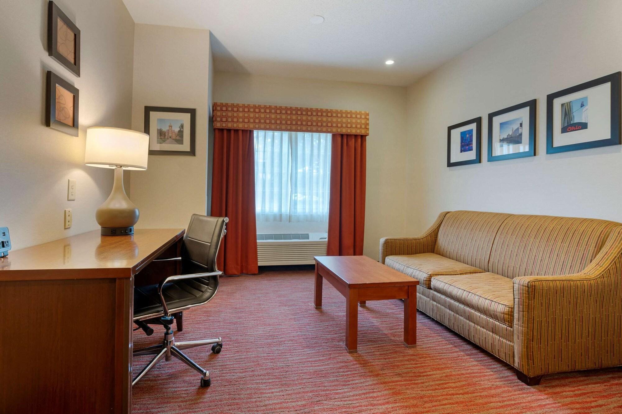 Comfort Suites Columbus Ngoại thất bức ảnh