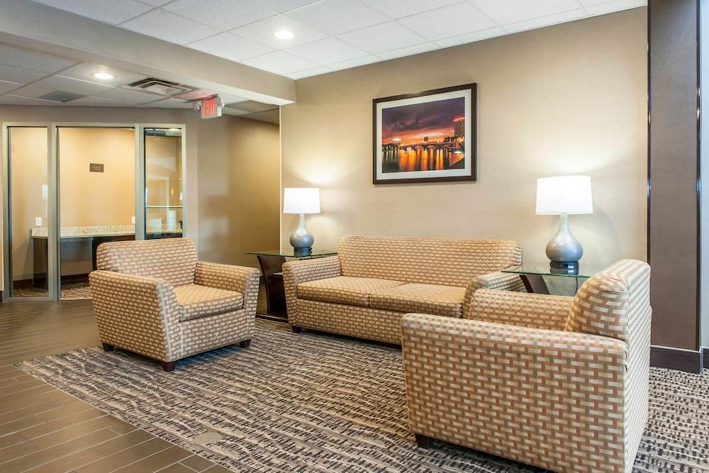 Comfort Suites Columbus Ngoại thất bức ảnh